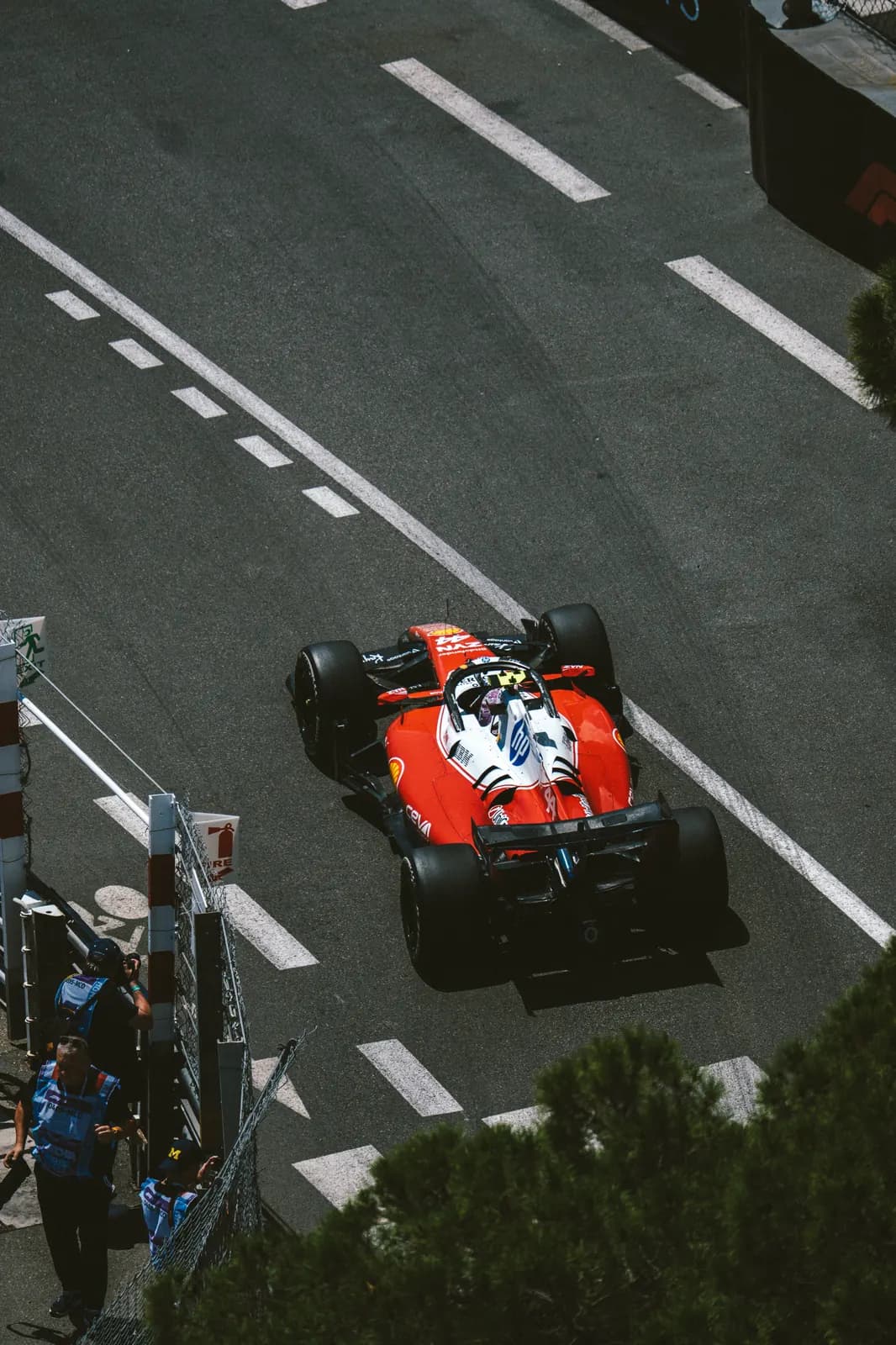 Ambiance photo 98 from day 1 of a previous Monaco Grand Prix edition